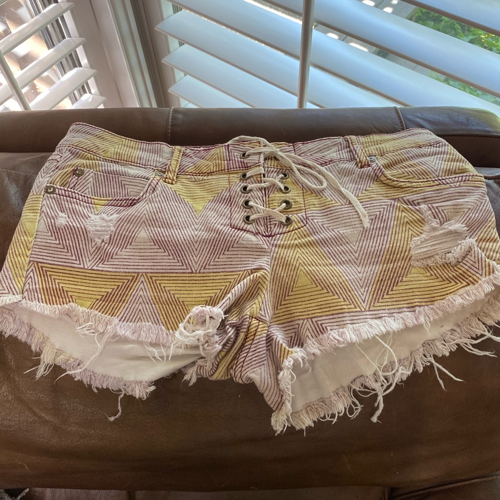Billabong shorts
